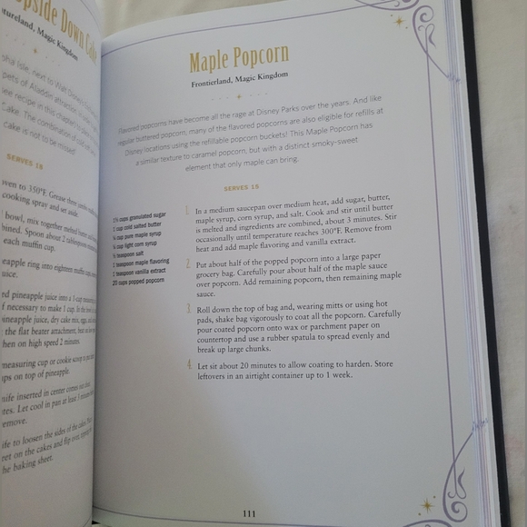 The Unofficial Disney Parks Cookbook - Picture 8 of 10